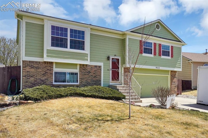 953 Daffodil St, Fountain, CO 80817