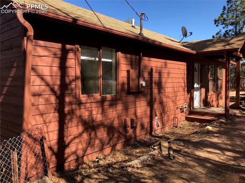 9534 Mountain Rd, Cascade, CO 80809