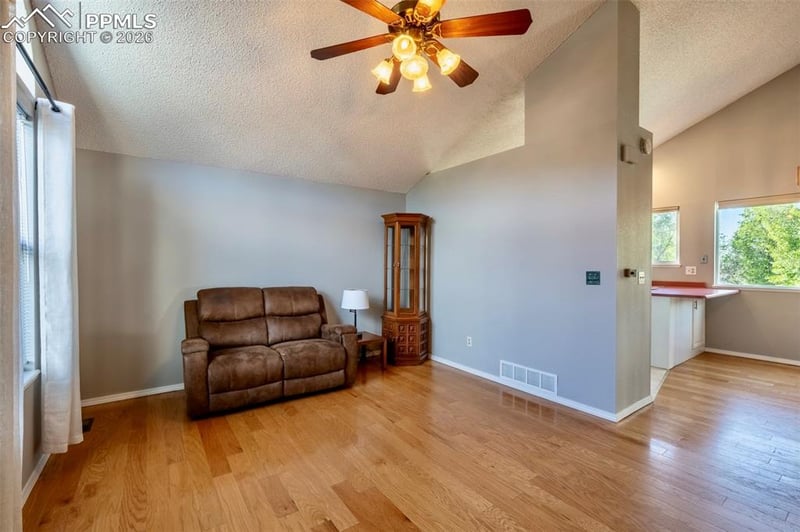 955 Crosstrail Dr, Colorado Springs, CO 80906