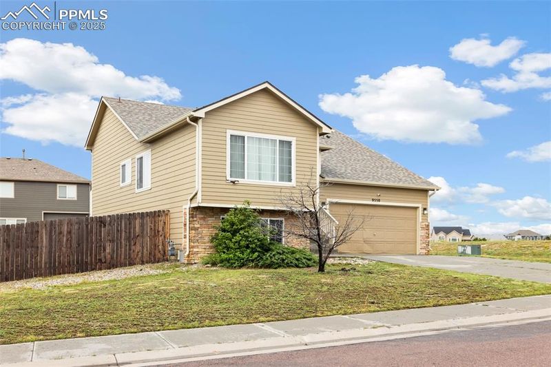 9550 Shinnecock Ct, Peyton, CO 80831