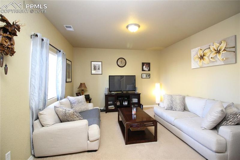 9554 Sand Myrtle Dr, Colorado Springs, CO 80925