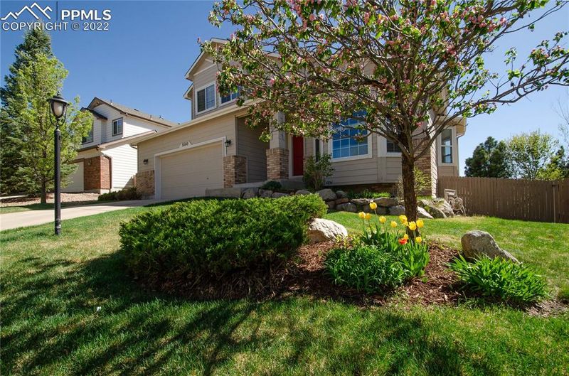 9560 Stoneglen Dr, Colorado Springs, CO 80920