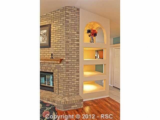 9581 Pinebrook Way, Colorado Springs, CO 80920