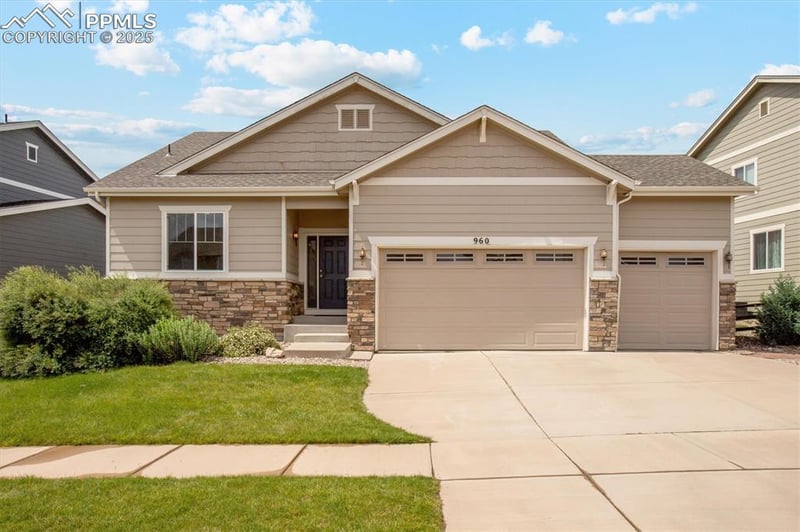 960 Fire Rock Pl, Colorado Springs, CO 80921