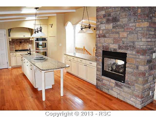960 Hidden Valley Rd, Colorado Springs, CO 80919