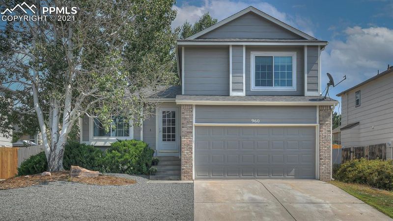 960 Piros Dr, Colorado Springs, CO 80922