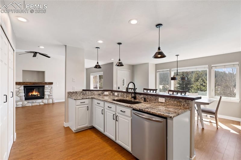 960 Ponderosa Way #B, Woodland Park, CO 80863