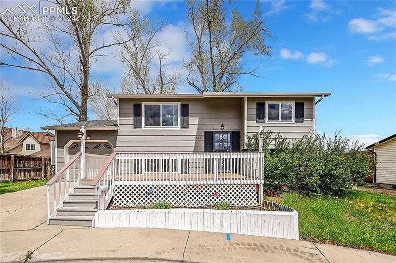 9621 W Lake Ave, Littleton, CO 80123
