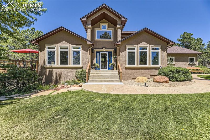 9626 S Perry Park Rd, Larkspur, CO 80118