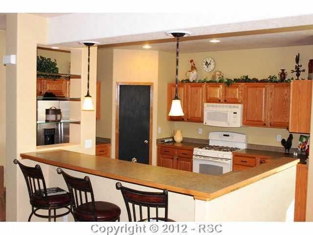 9648 Snowberry Cir, Colorado Springs, CO 80920