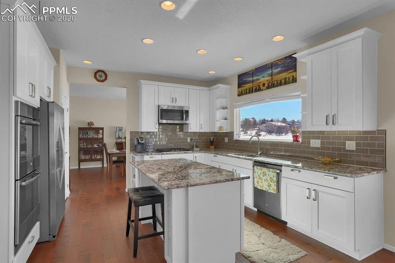 965 Bowstring Rd, Monument, CO 80132