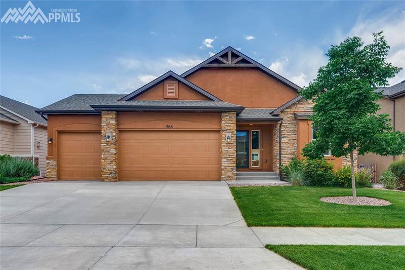 965 Diamond Rim Dr, Colorado Springs, CO 80921