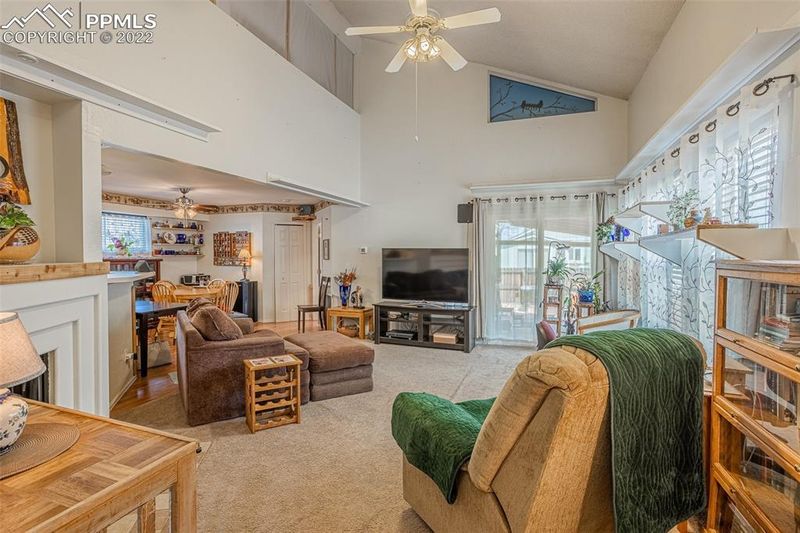 965 Square Dance Ln, Fountain, CO 80817