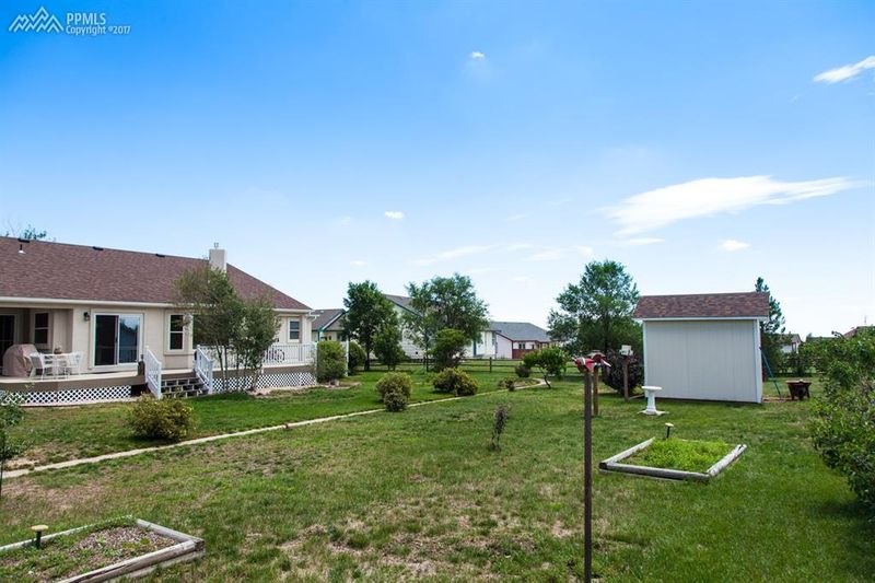 9650 Liberty Grove Dr, Peyton, CO 80831
