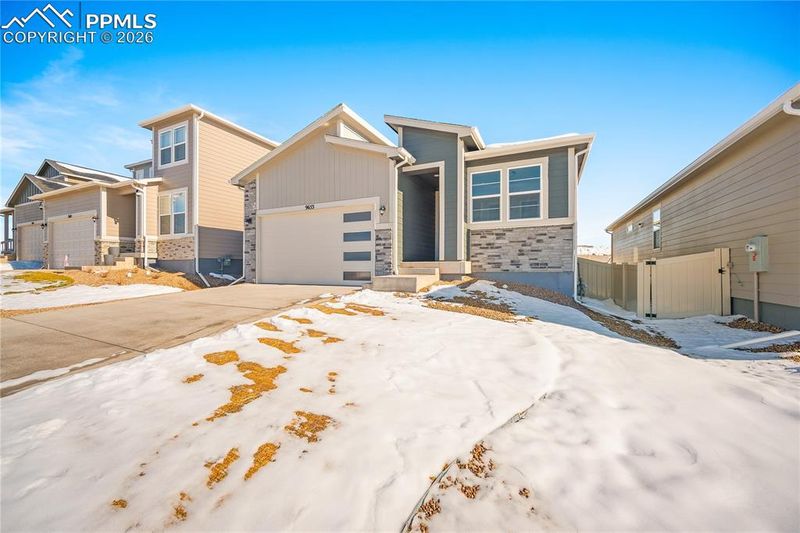 9653 Pinpoint Dr, Fountain, CO 80817