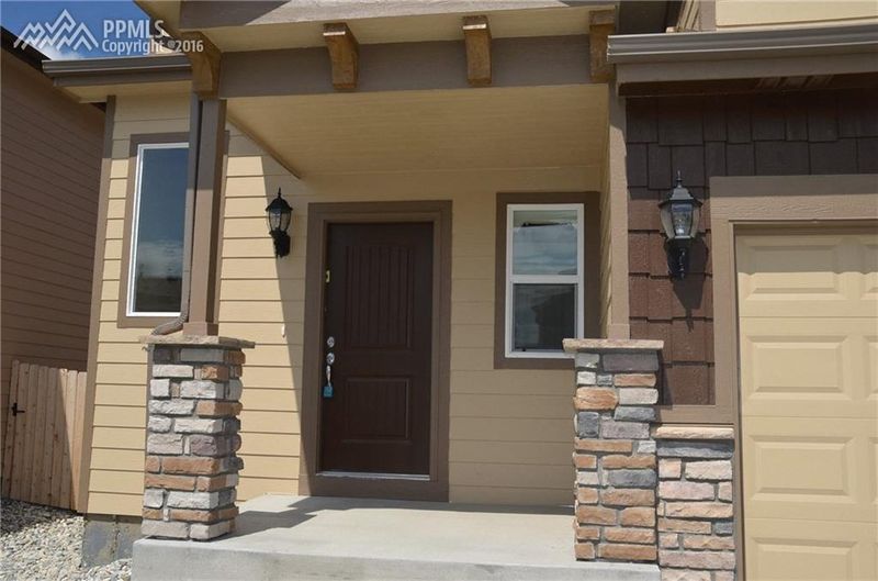 9658 Silver Stirrup Rd, Colorado Springs, CO 80925