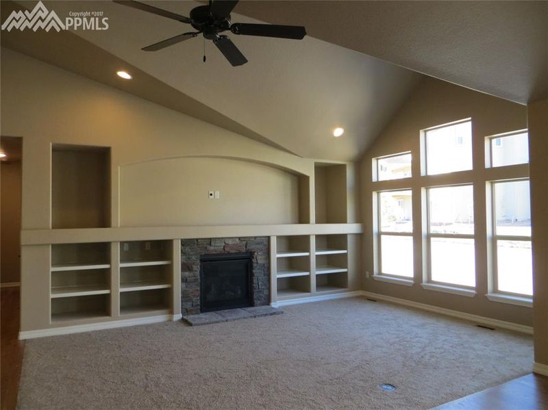 9663 Tutt Blvd, Colorado Springs, CO 80924