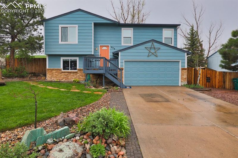 970 Oakwood Dr, Castle Rock, CO 80104