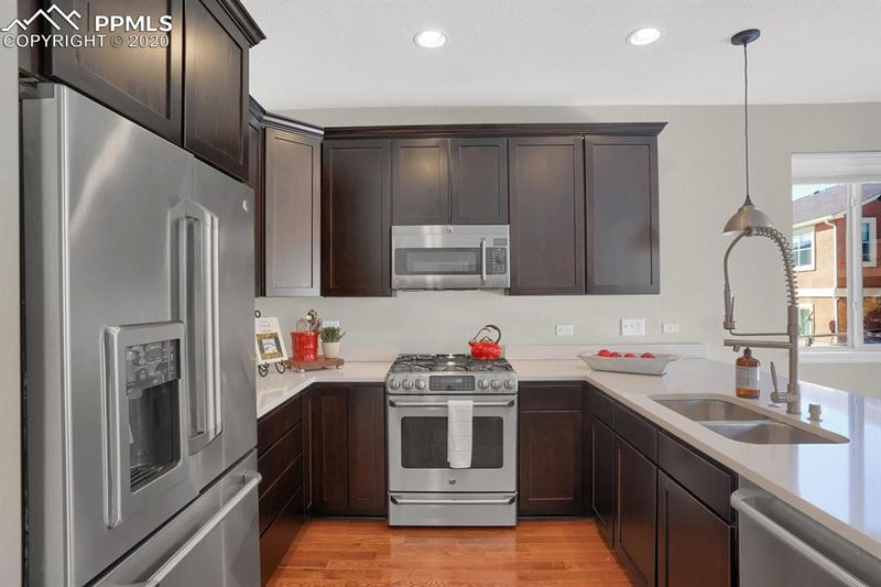 972 Fire Rock Pl, Colorado Springs, CO 80921