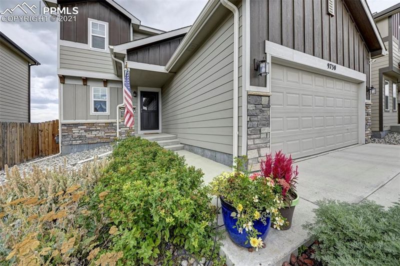 9730 Silver Stirrup Dr, Colorado Springs, CO 80925