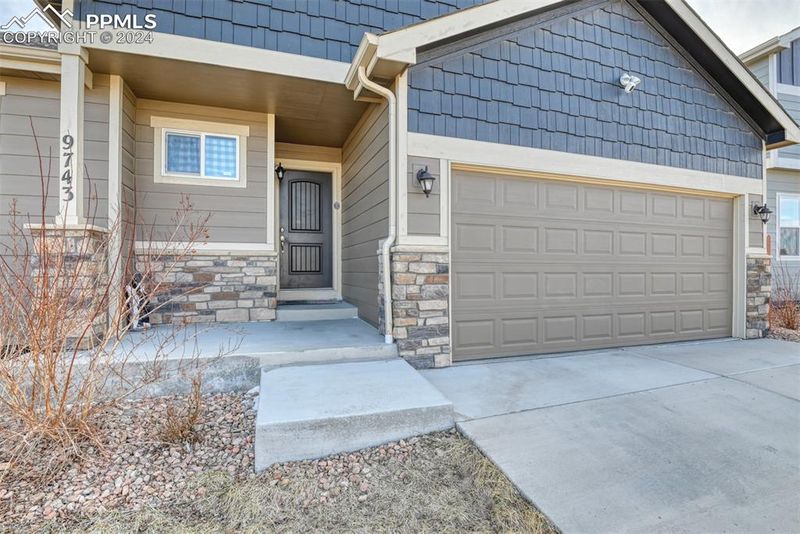 9743 Vistas Park Dr, Peyton, CO 80831