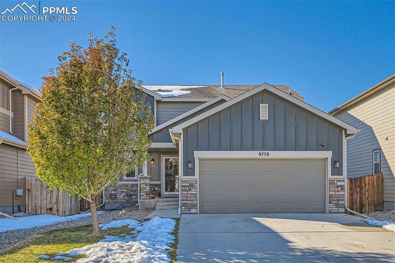 9778 Silver Stirrup Dr, Colorado Springs, CO 80925