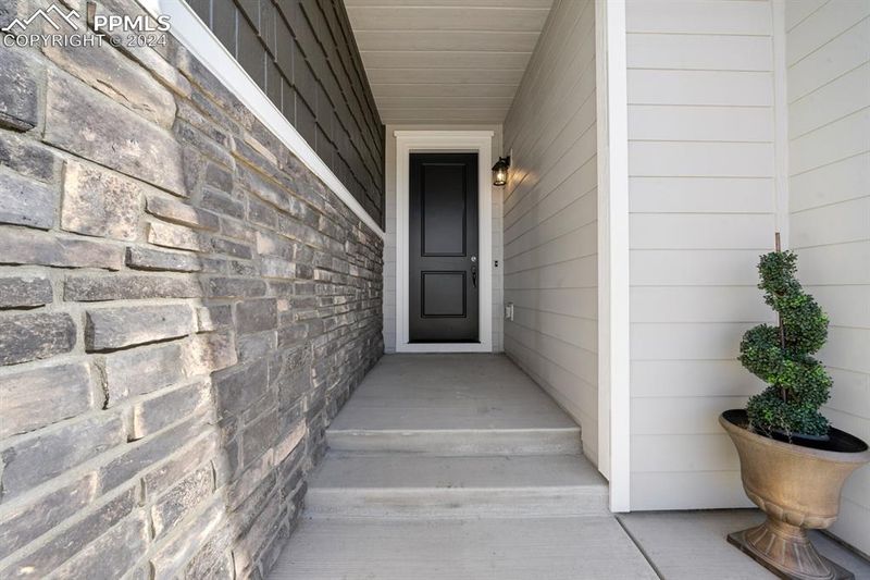 979 Rambling Oak Dr, Monument, CO 80132