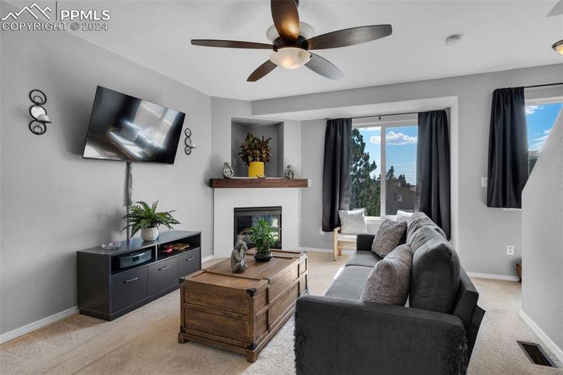 980 Mesa Valley Rd #102, Colorado Springs, CO 80907