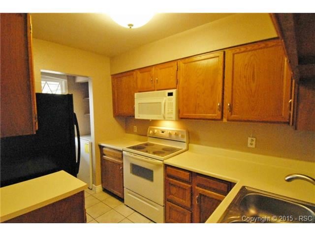 9812 W Cornell Pl, Lakewood, CO 80227
