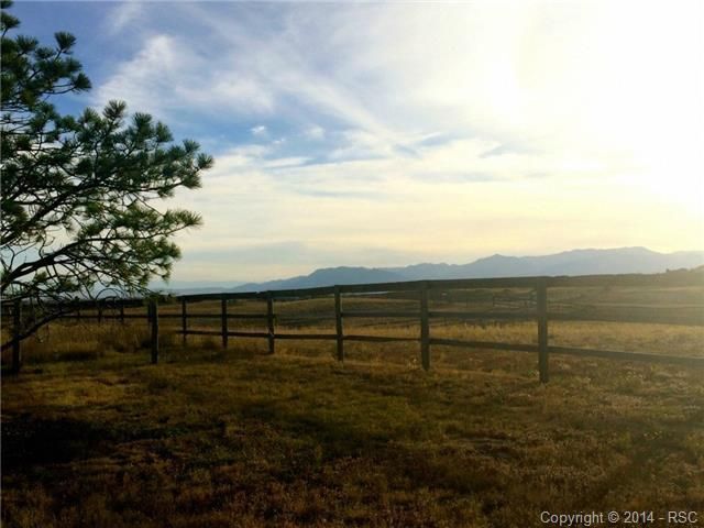 9815 Raygor Rd, Colorado Springs, CO 80908