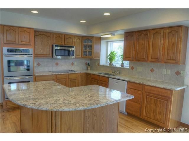 9818 Treelake Dr, Colorado Springs, CO 80920