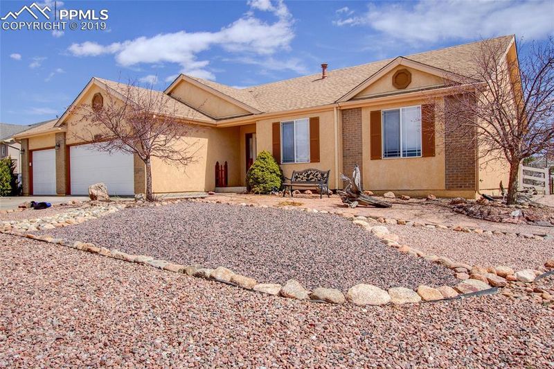 9823 Keating Dr, Peyton, CO 80831