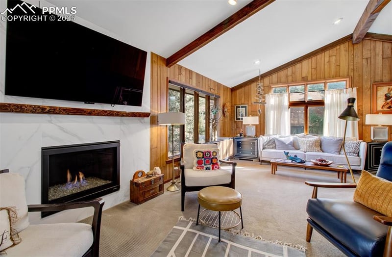 9835 Mesa Rd, Cascade, CO 80809