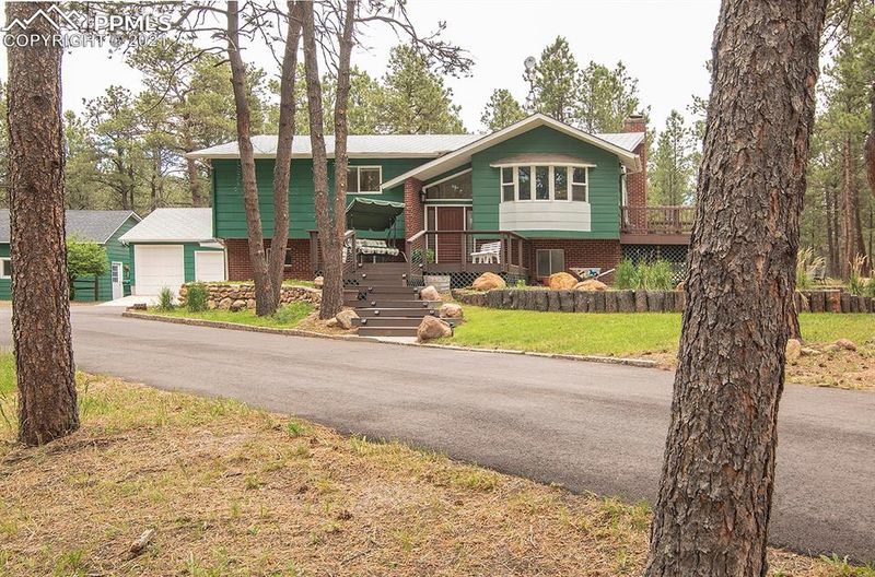 9850 Pine Park Trl, Colorado Springs, CO 80908