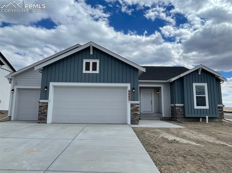 9865 Antelope Ravine Dr, Colorado Springs, CO 80908