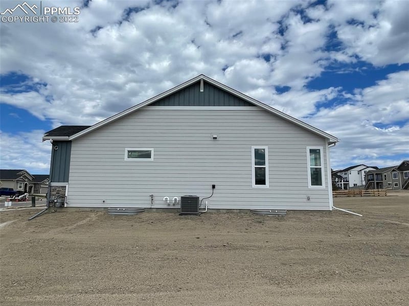 9865 Antelope Ravine Dr, Colorado Springs, CO 80908