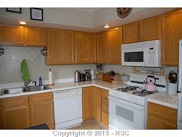 9875 Mountain Rd, Cascade, CO 80809