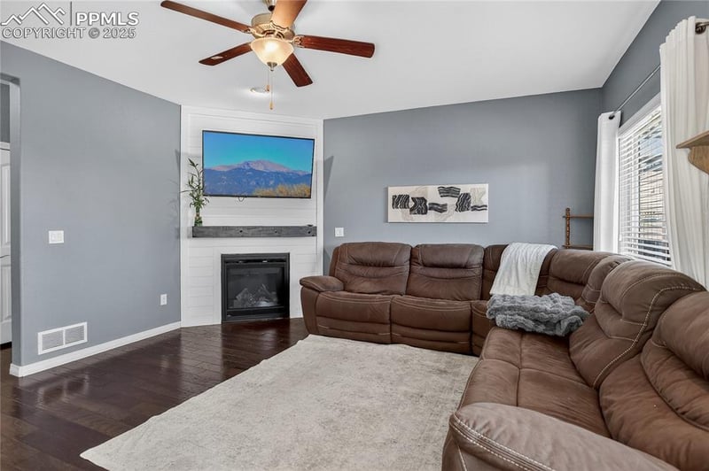 9889 Wando Dr, Colorado Springs, CO 80925