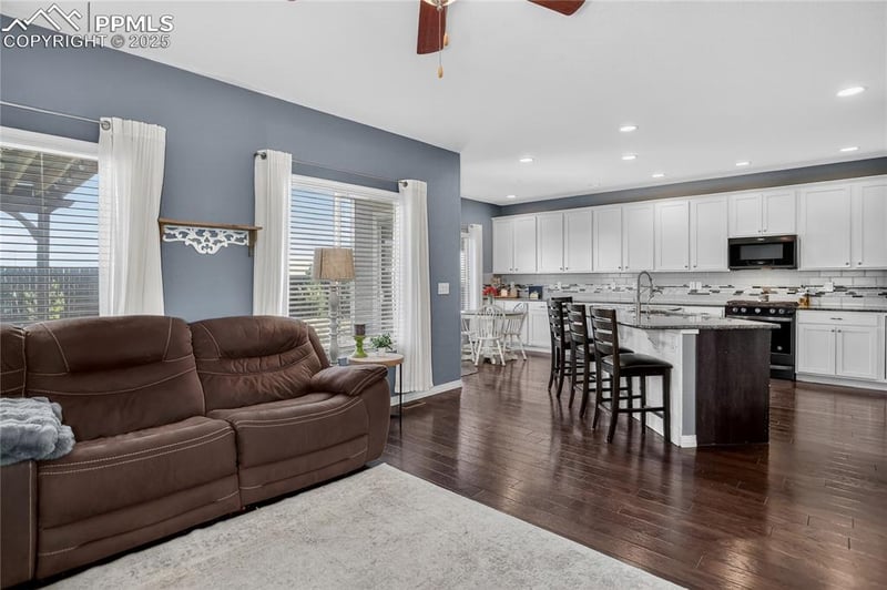 9889 Wando Dr, Colorado Springs, CO 80925