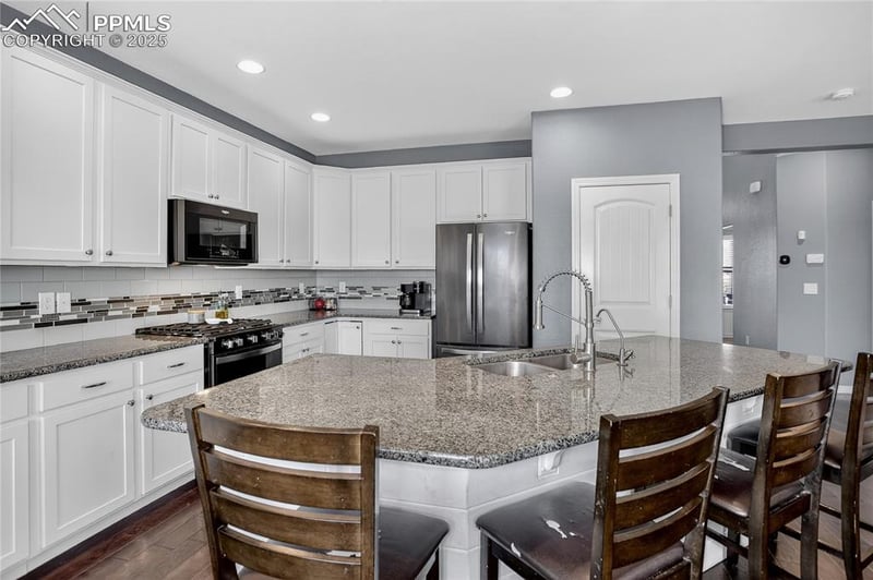 9889 Wando Dr, Colorado Springs, CO 80925