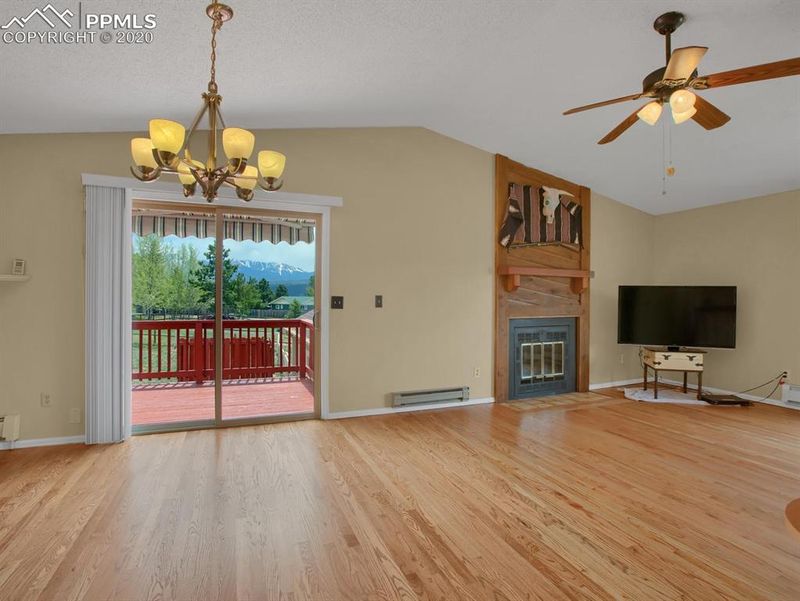 989 Forest Edge Rd, Woodland Park, CO 80863
