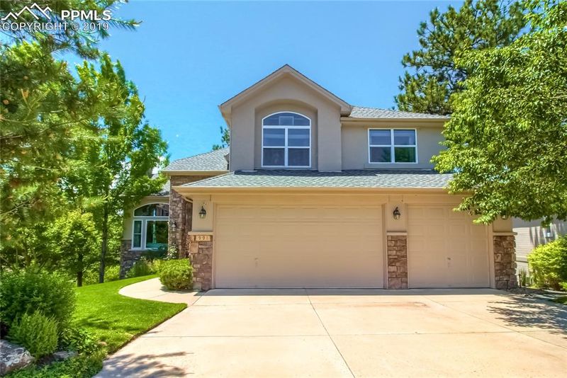 991 Greenridge Ln, Castle Pines, CO 80108