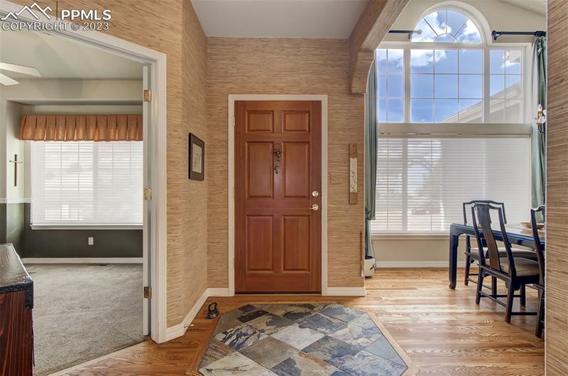 9915 Pleasanton Dr, Colorado Springs, CO 80920