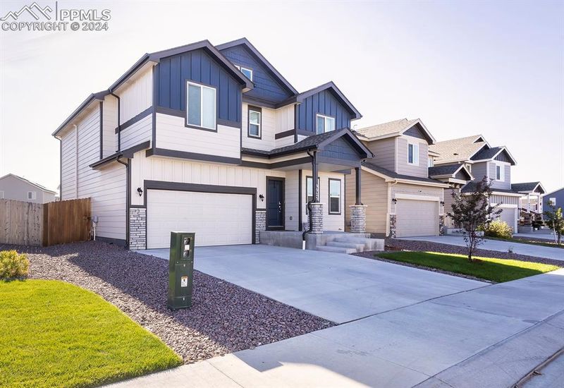 9925 Castor Dr, Colorado Springs, CO 80925