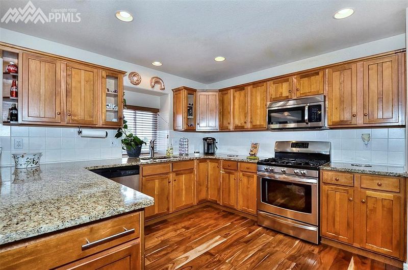 9925 Glenellen Dr, Peyton, CO 80831