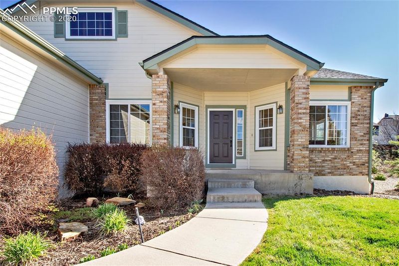 9925 Thornydale Dr, Colorado Springs, CO 80920