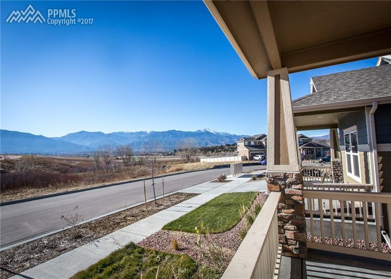 994 Antrim Loop, Colorado Springs, CO 80910