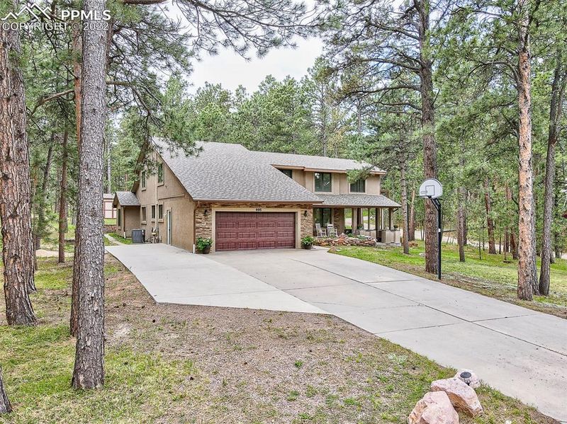 995 Bend In The Trail Rd, Monument, CO 80132