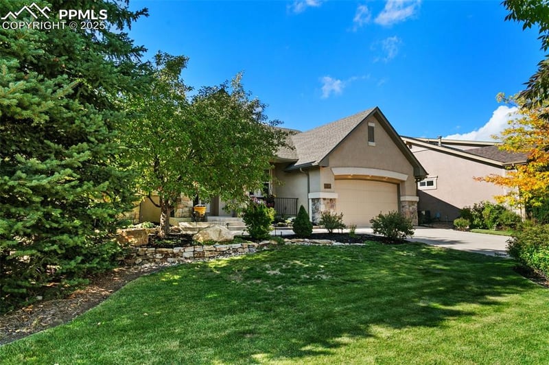 9964 Oak Knoll Ter, Colorado Springs, CO 80920