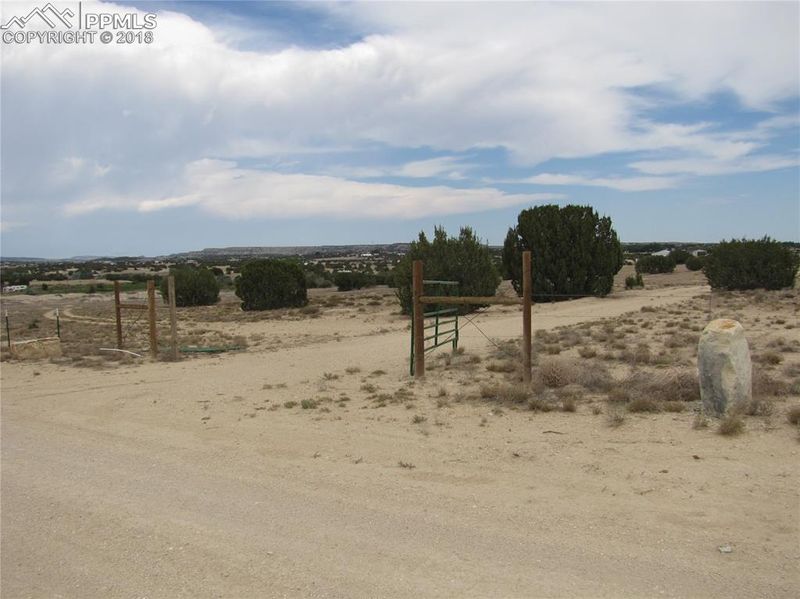 TBD 14th St, Penrose, CO 81240